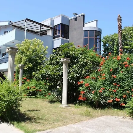 Green Garden Hotel Durrës
